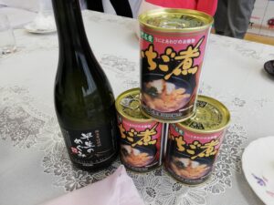 いちご煮缶詰と階上早生（わせ）そば焼酎